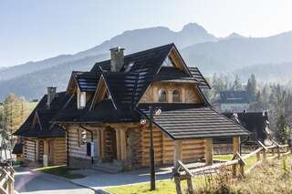Дома для отпуска TatryTop Luxury Chalets Zakopane Косцелиско Holiday Home with Mountain View and Chimney-2